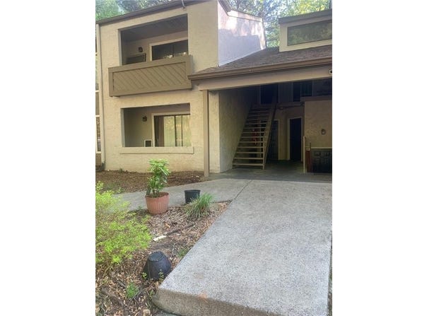 812 Seasons Parkway, Norcross, GA 30093
