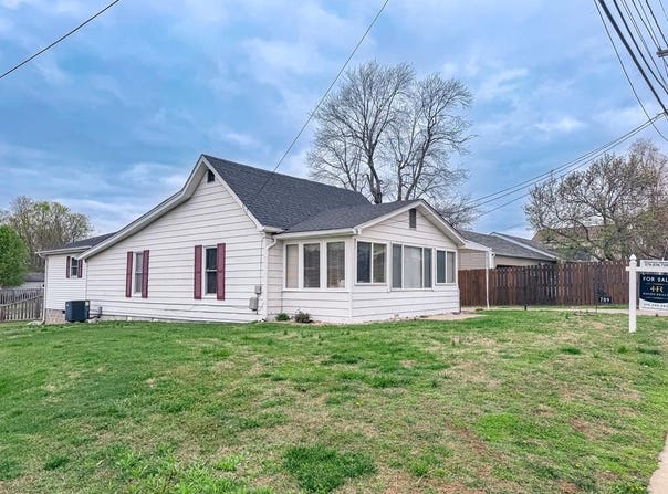 789  Pride Avenue, Madisonville, KY 42431