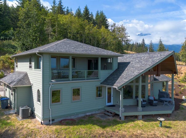 212 Maletti Hill Road, Port Angles, WA 98362