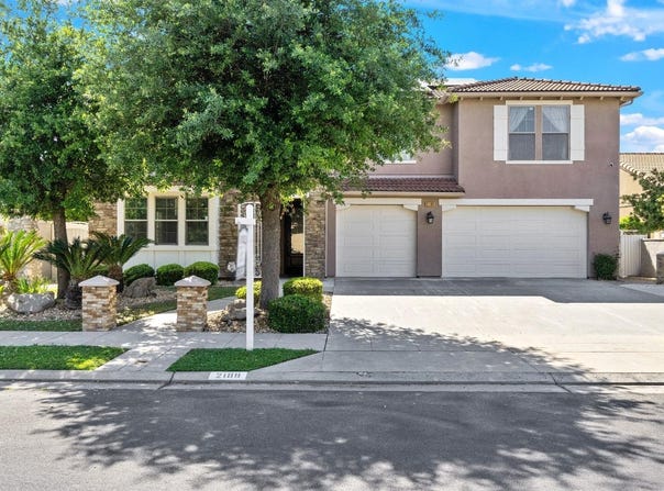 2188 Whiteash Avenue, Clovis, CA 93619