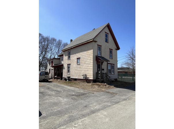 13 School Street, Brewer, ME 04412