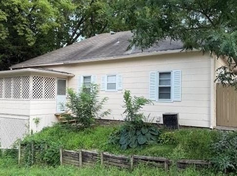 110 E Isabelle Street, St Joseph, MO 64501