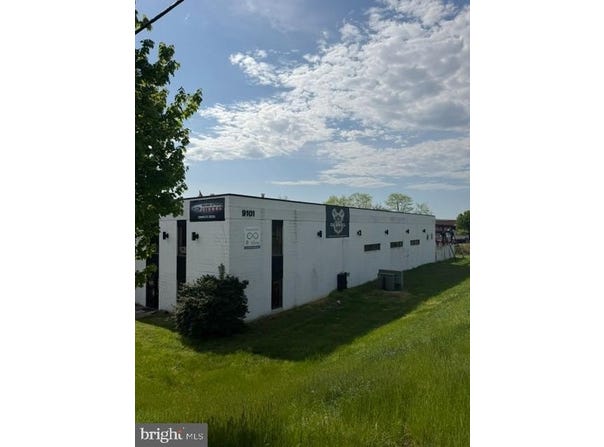 9101 INDUSTRY Drive, MANASSAS PARK, VA 20111