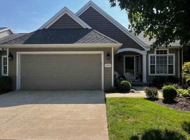 2219 Gray Oak, Portage, MI 49024