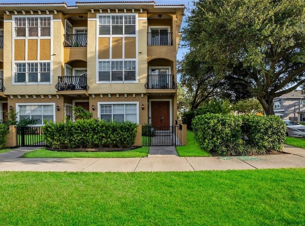 111 N ALBANY AVENUE, TAMPA, FL 33606
