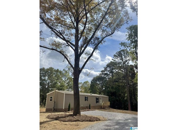 340 ARROWHEAD DRIVE, RIVERSIDE, AL 35135