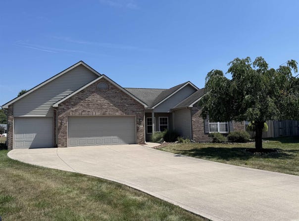 4275 Silver Birch Cv Cove, New Haven, IN 46774