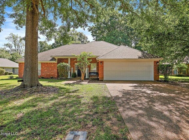 206 Southwind Drive, Richland, MS 39218