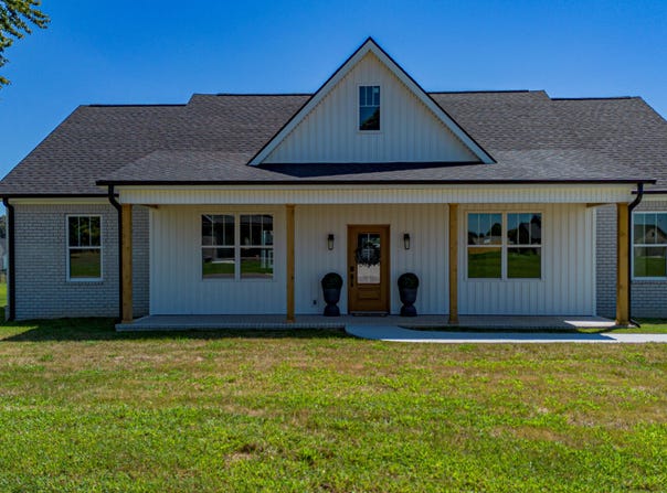 40 Ellie Court, Mayfield, KY 42066