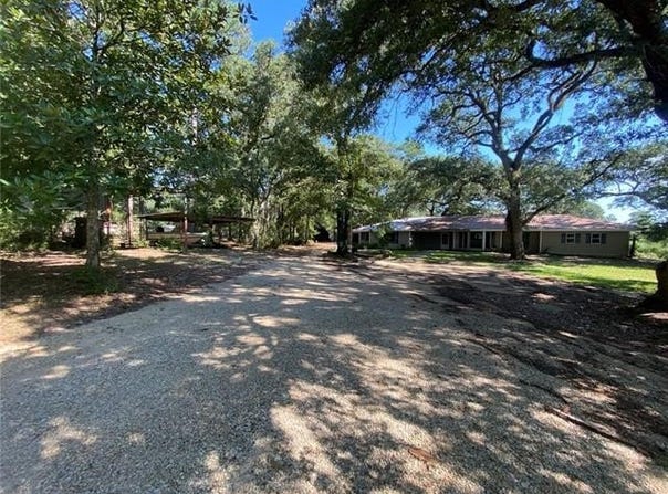 20213 NARROW Road, Covington, LA 70435