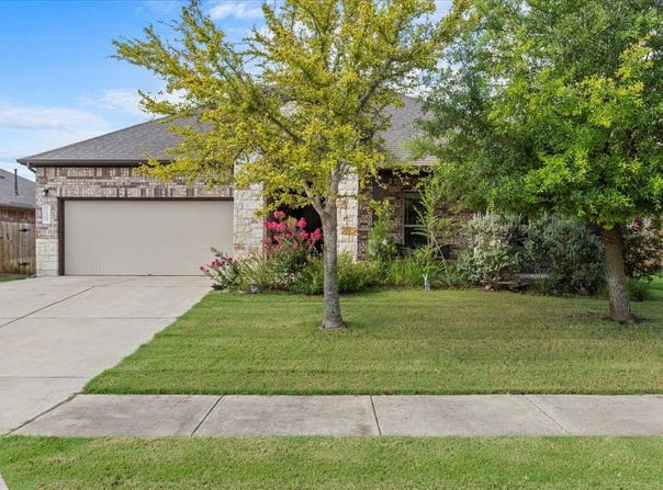 205 Headwaters DR, Bastrop, TX 78602