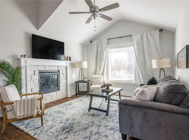 2081 Rock Bridge Parkway, Excelsior Springs, MO 64024