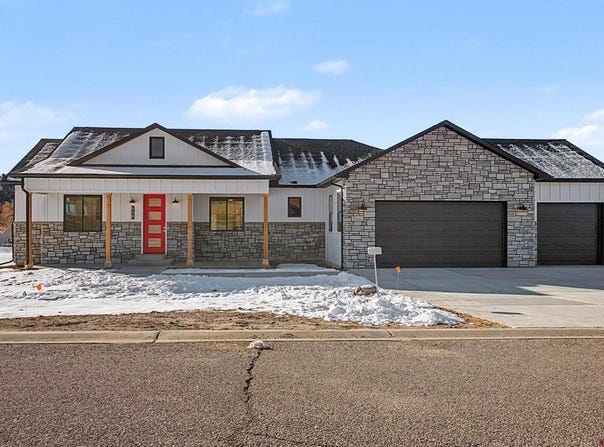 950 SE Fairway, Cedaredge, CO 81413