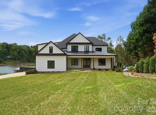 110 Zwilling Court, Troutman, NC 28166