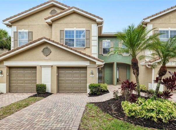 3211 COTTONWOOD BEND, FORT MYERS, FL 33905