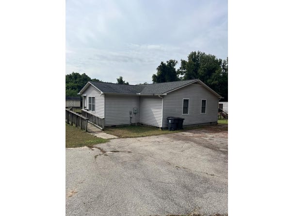 205 Smith Street, South Hill, VA 23970