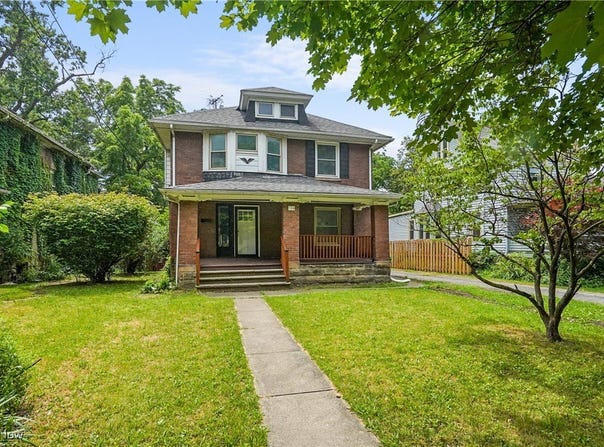 738 Washington Street, Bedford, OH 44146