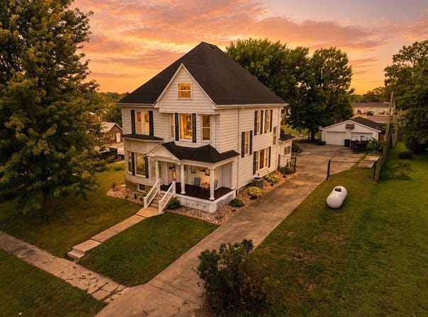 302 Shelby St, Bevier, MO 63532