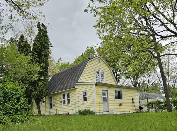 1392 Dunnsville Road, Rotterdam, NY 12306