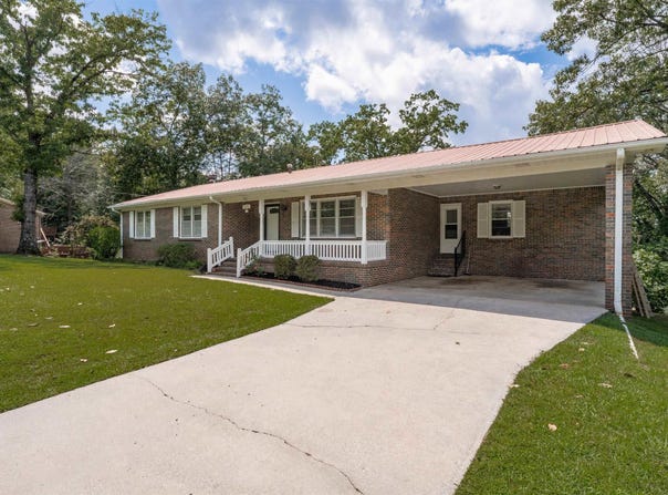 739 NAVAJO TRAIL, ALABASTER, AL 35007