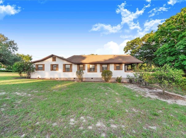 302 W GATES AVENUE, LAKE HAMILTON, FL 33851