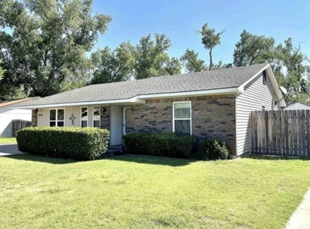 3118 Edgewater Dr, Woodward, OK 73801