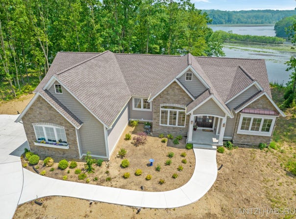 1663 Fairview Drive, Allegan, MI 49010