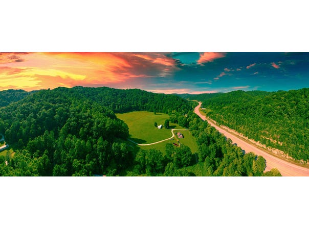 82 Fairview Farm Lane, Inez, KY 41224