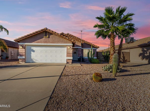 920 E PIMA Avenue, Apache Junction, AZ 85119
