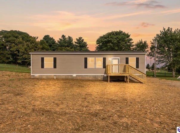 2487 Fallen Timber Road, Campbellsville, KY 42718