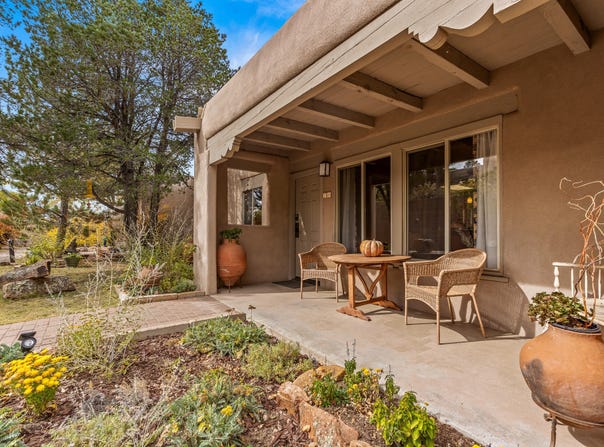 320 Artist, Santa Fe, NM 87501