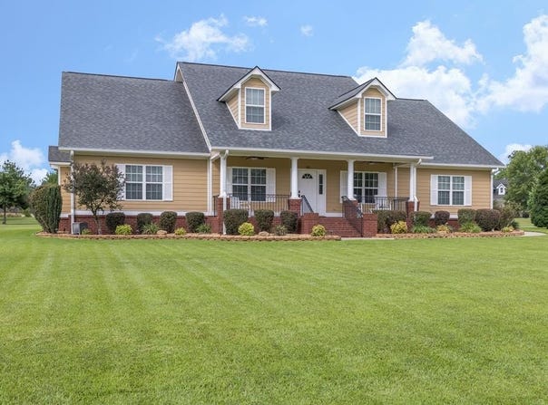 1115 West Lake Drive, Cairo, GA 39828