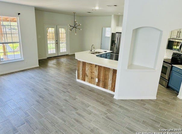 1064 Maltese ln, San Antonio, TX 78260