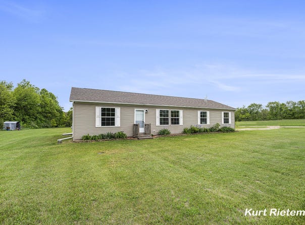 532 48th Street, Grand Junction, MI 49056