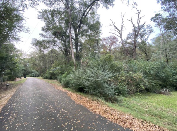 700 Hutchins, Center, TX 75935