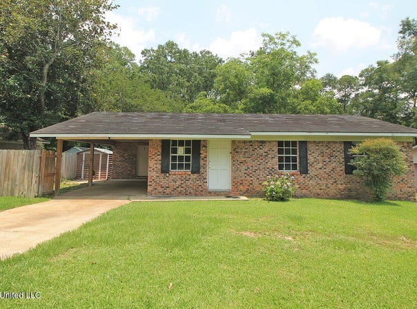127 Woodland Drive, Lucedale, MS 39452