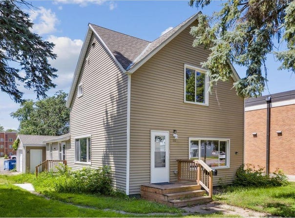 111 6th Avenue S, Princeton, MN 55371