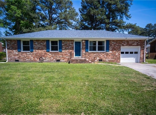 3821 Cedar Lane, Portsmouth, VA 23703