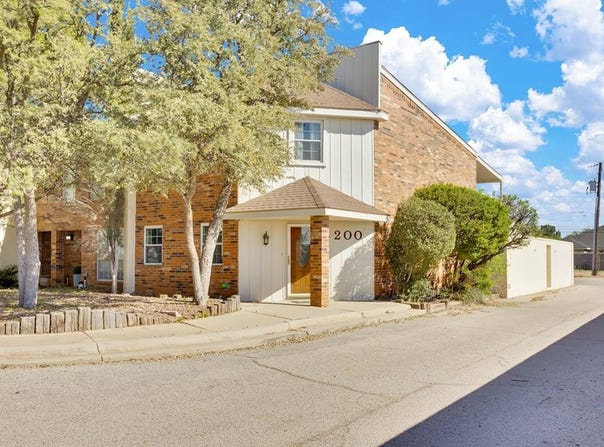 6200 Eastridge Dr., Odessa, TX 79762