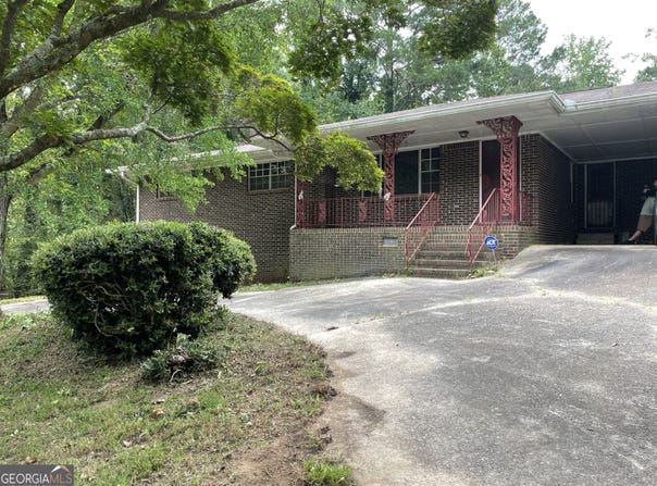 3289 Rowden, Ellenwood, GA 30294