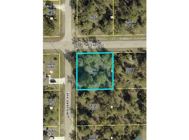 607 W 14th, LEHIGH ACRES, FL 33972
