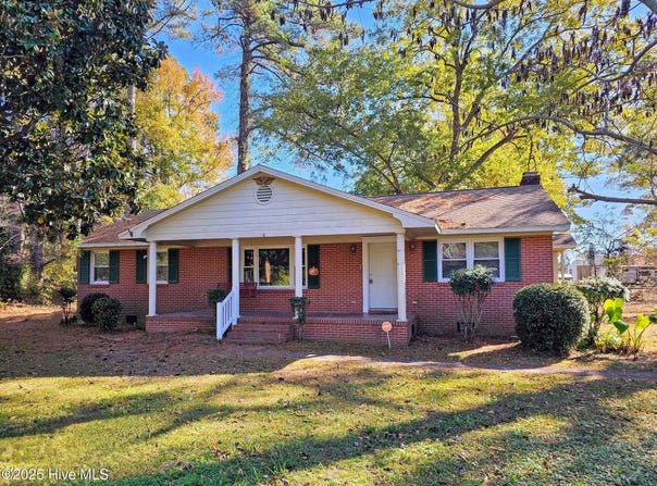 307 Neuse Cliffs Road, New Bern, NC 28560