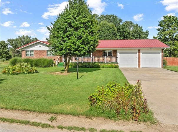 89 Creekview  RD, Harrison, AR 72601
