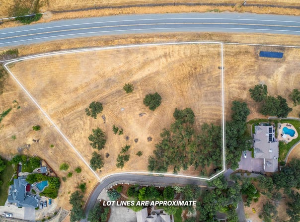 Somerset Drive, Bella Vista, CA 96008