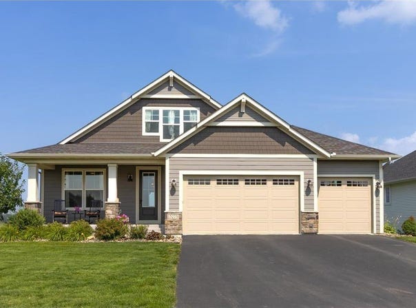 3275 Linden Avenue N, Lake Elmo, MN 55042