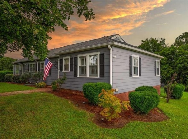 16 Bittings Avenue, Summerville, GA 30747