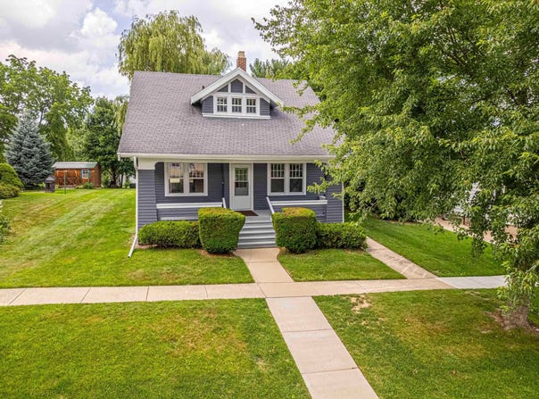 312 9th Avenue, New Glarus, WI 53574