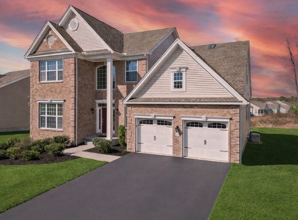 23 Sequoia Dr, Methuen, MA 01844