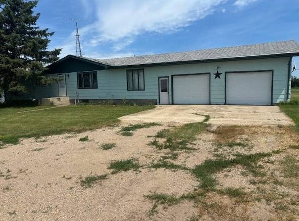 1920 42nd AVE NE, Manfred, ND 58341