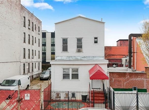 14 E 32nd Street, Brooklyn, NY 11226